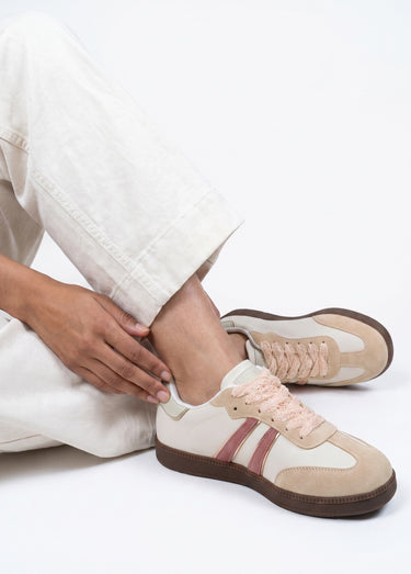 Sneakers vintage avec lacets fantaisie Rose