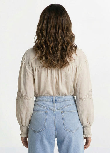 Chemisier brodé, col et poignets plissés Beige Dore