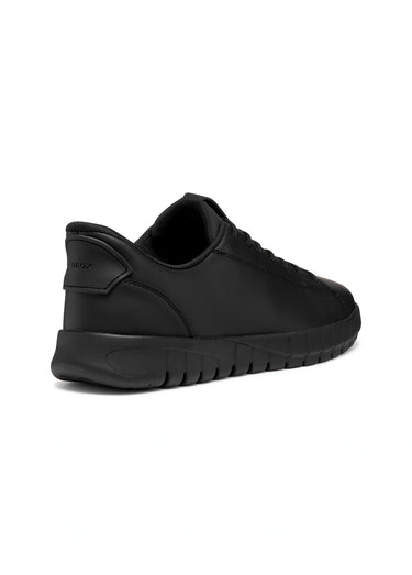 Baskets homme en cuir à lacets Noir