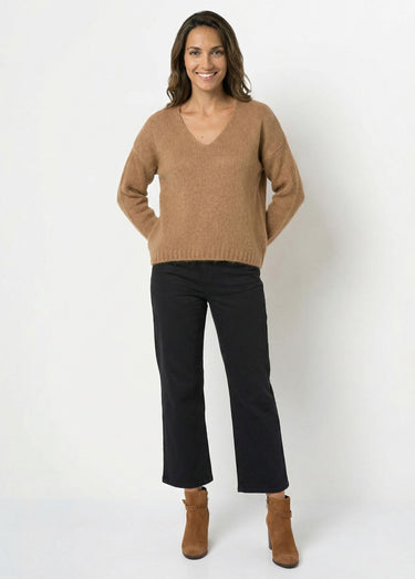 Pull chaud col V en maille avec mohair Camel