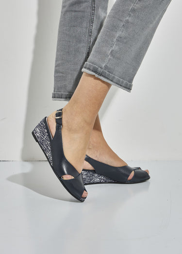 Sandales bout ouvert largeur confort cuir Marine