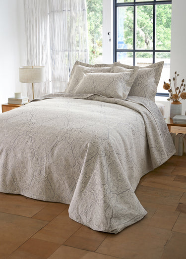 Couvre lit jacquard motif arabesques Gris