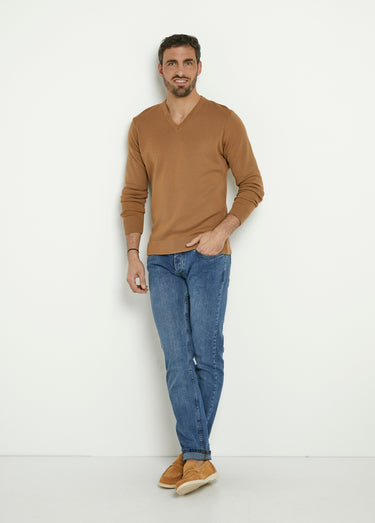 Pull jacquard col V chaud en laine mérinos Camel