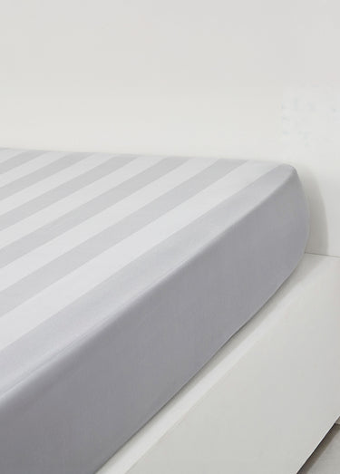 Drap housse satin de coton avec rayures Gris
