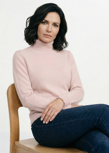 Pull doux col roulé manches longues Rose