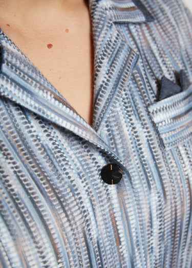 Robe mi-longue boutonnée imprimée Gris