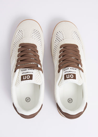Sneakers multimatières allure vintage Beige