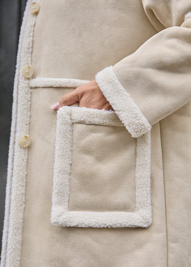 Manteau effet peau lainée femme chaud et élégant Peau Lainée