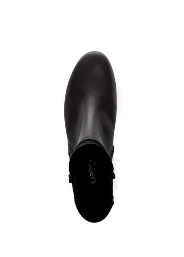 Boots zippées en cuir petit talon Noir