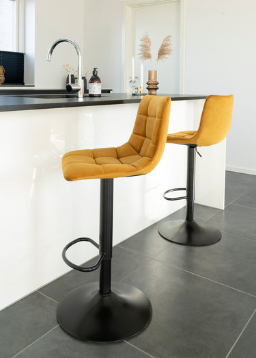 Chaises de bar matelassées en velours 1J Jaune Moutarde