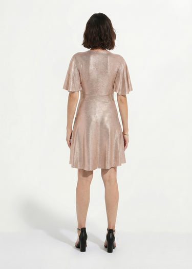Robe cache-coeur courte brillante manches papillon Cuivre