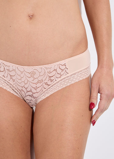 Ensemble dentelle soutien gorge culotte Rose