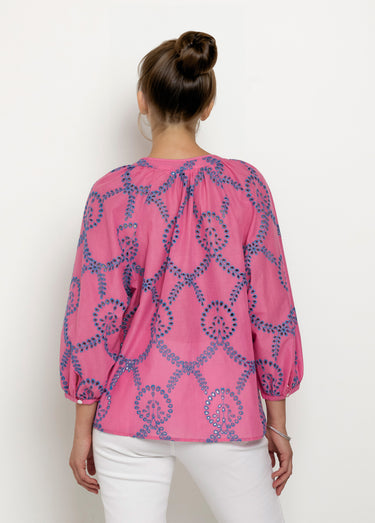 Blouse ample broderies ajourées manches 3/4 Rose
