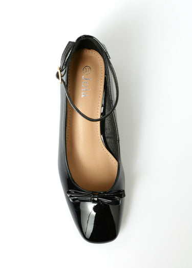 Escarpins vernis avec bride cheville Noir