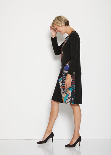 Robe courte maille fantaisie col rond Fond Noir