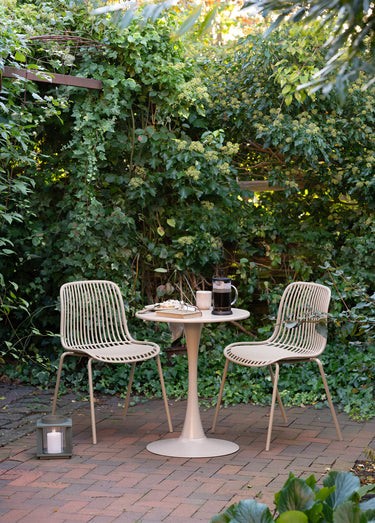 Petite table ronde en acier MEIRA Taupe