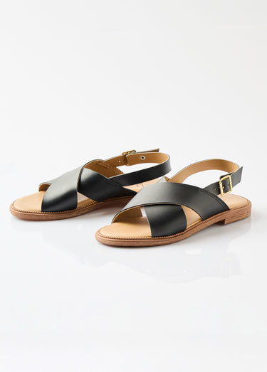 Sandales plates brides croisées Noir