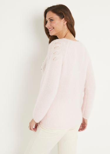 Pull doux maille poilue col rond perlé ajouré Rose