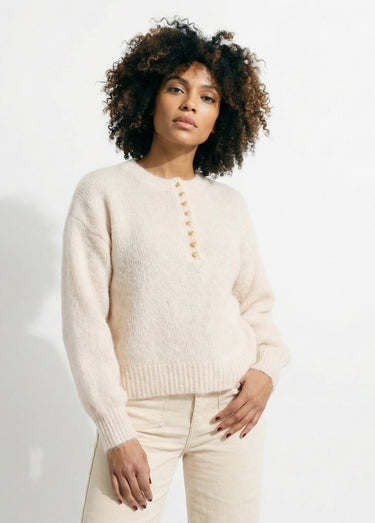 Pull avec laine et petits boutons métal Beige