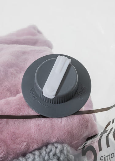 Petite housse de rangement sous vide Gris