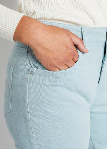 Pantalon 5 poches velours milleraies Vert d'eau