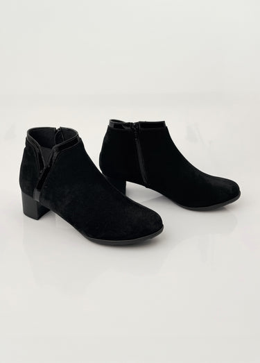 Low boots zippées largeur confort cuir Velours Noir