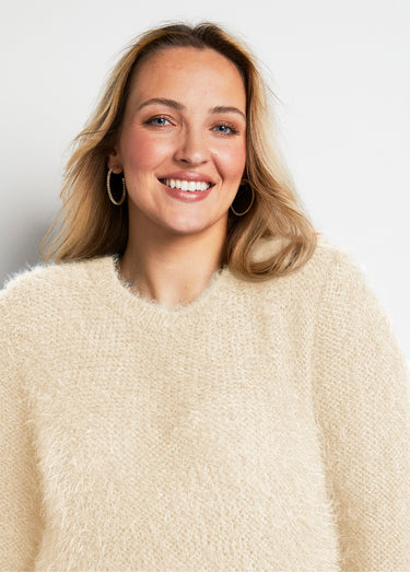 Pull maille douce effet poilu Ecru