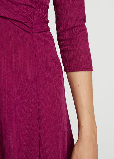 Robe courte cache-coeur en maille Prune