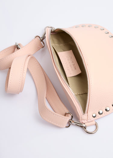 Petit sac banane cuir, rivets métallisés Rose