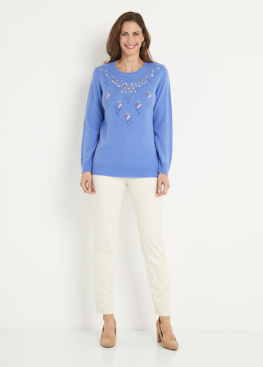 Pull doux uni brodé ajouré col rond Bleu