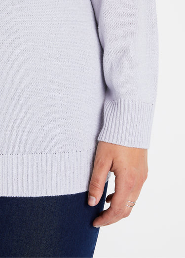 Pull doux uni brodé ajouré col rond Argent