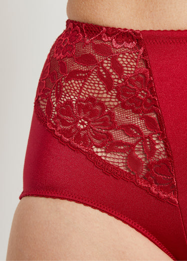 Culotte gainante maille microfibre et dentelle Carmin