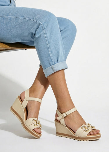 Sandales compensées cuir largeur confort chic Beige