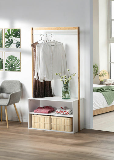 Penderie d'entrée avec détail décor bois Blanc