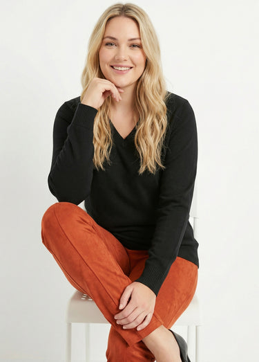 Pull doux col V manches longues Noir