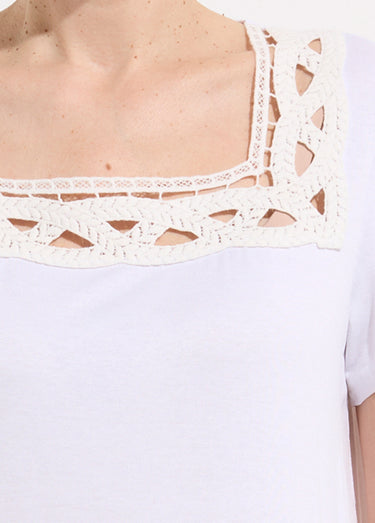 T-shirt long évasé col carré effet brodé Blanc