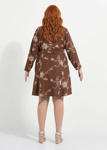 Robe chemisier ceinturée avec broderies Chocolat / Beige