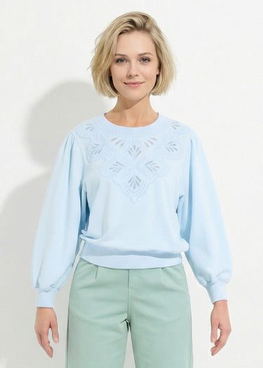 Sweat molleton pur coton brodé ajouré Ciel