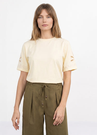T-shirt manches broderies ajourées Jaune