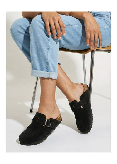 Mules sabots croûte de cuir boucle réglable Noir