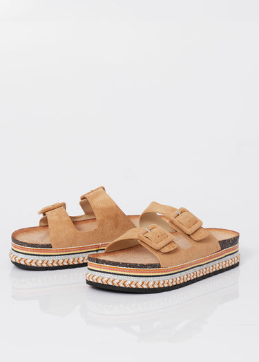 Mules compensées fantaisie à boucles Camel