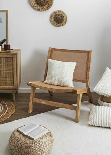 Fauteuil large et bas, bois et cannage Naturel