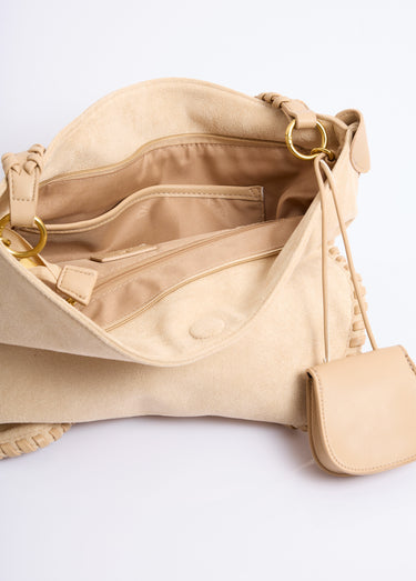 Sac suédine avec bandoulière et gri gri Beige