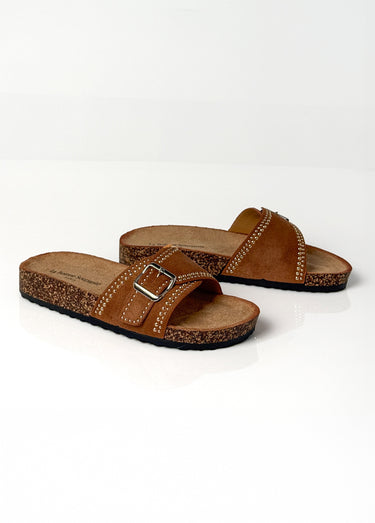 Mules anatomiques suédine, clous métal Camel