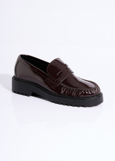 Mocassins vernis semelle épaisse crantée Marron
