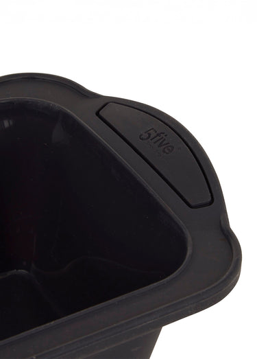 Moule à cake en silicone et acier Noir