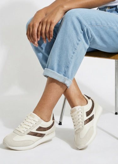 Baskets look sporty + lacets fantaisie Beige