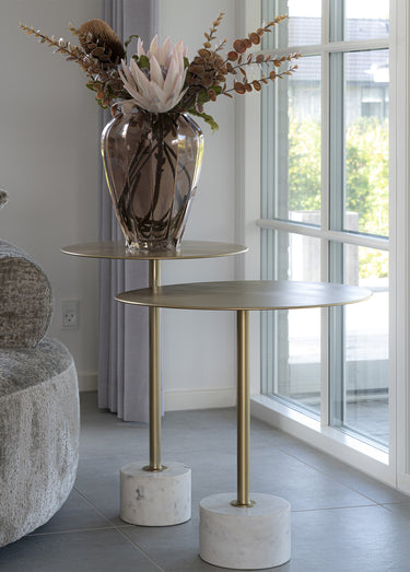 Table d'appoint basse, laiton et marbre Blanc / Laiton
