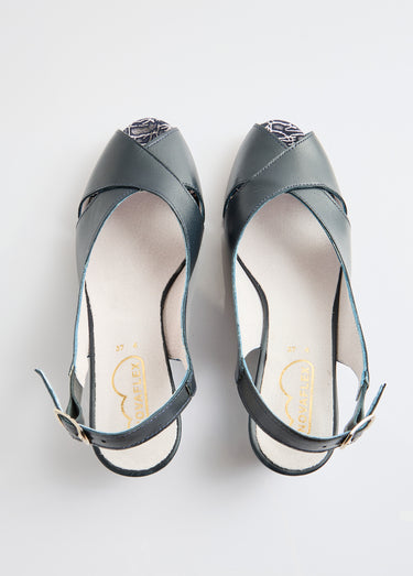Sandales bout ouvert largeur confort cuir Marine