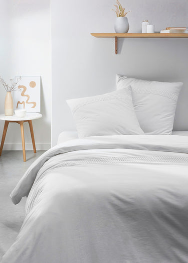 Parure percale de coton détails macramé Craie